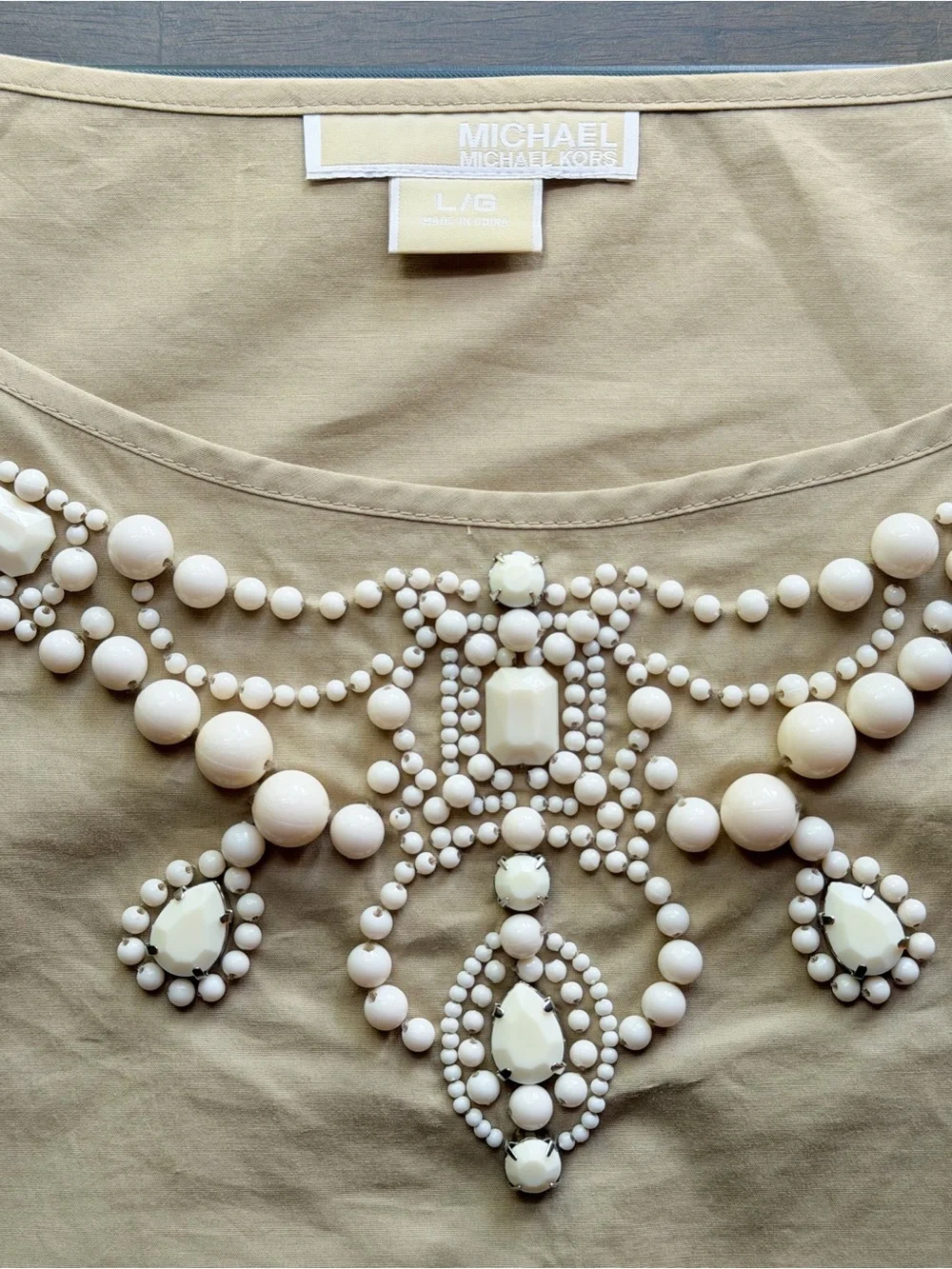 Michael Kors Embellished White Neckline Top L Beige Tan Sleeveless Blouse EUC